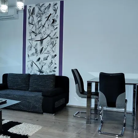 Nidius Apartment